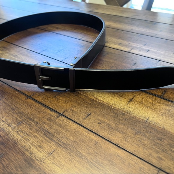 KORE Black Leather Belt - Picture 5 of 5